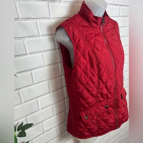 WESTPORT women Red Quilted Vest/size M - Picture 6 of 11